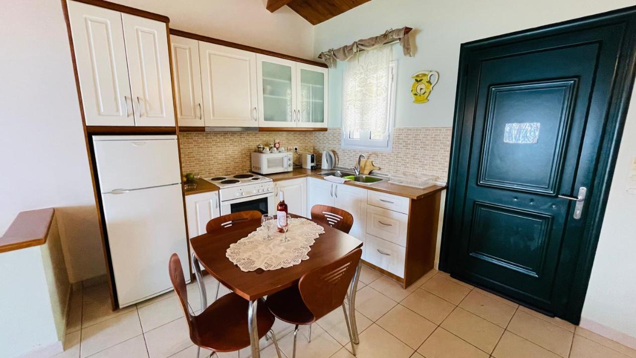 Glyfada Beach Two Floors Apartment 2-3 People Ngoại thất bức ảnh